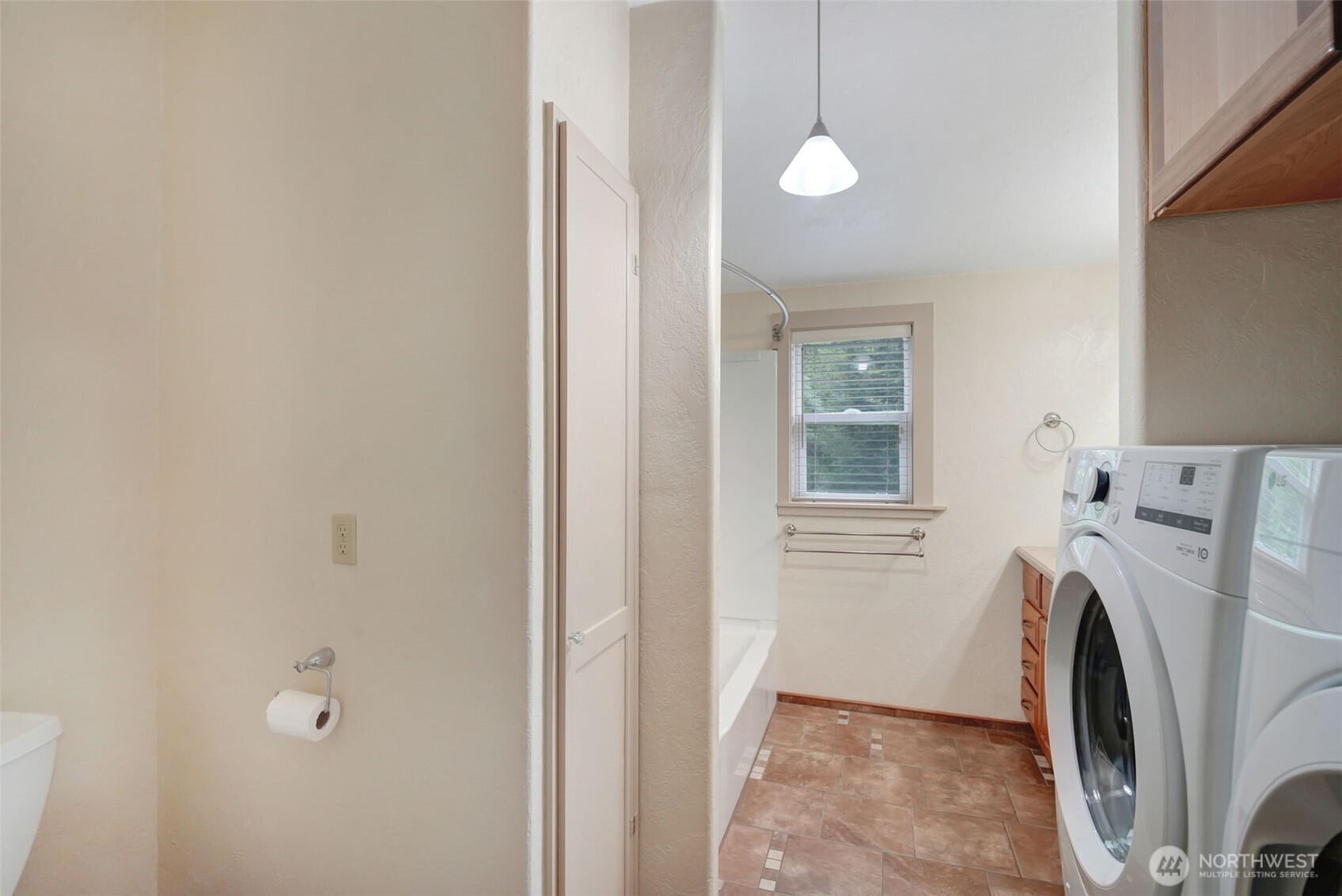 Morton, Washington, 98356, United States, 5 Bedrooms Bedrooms, ,3 BathroomsBathrooms,Residential,For Sale,1931990
