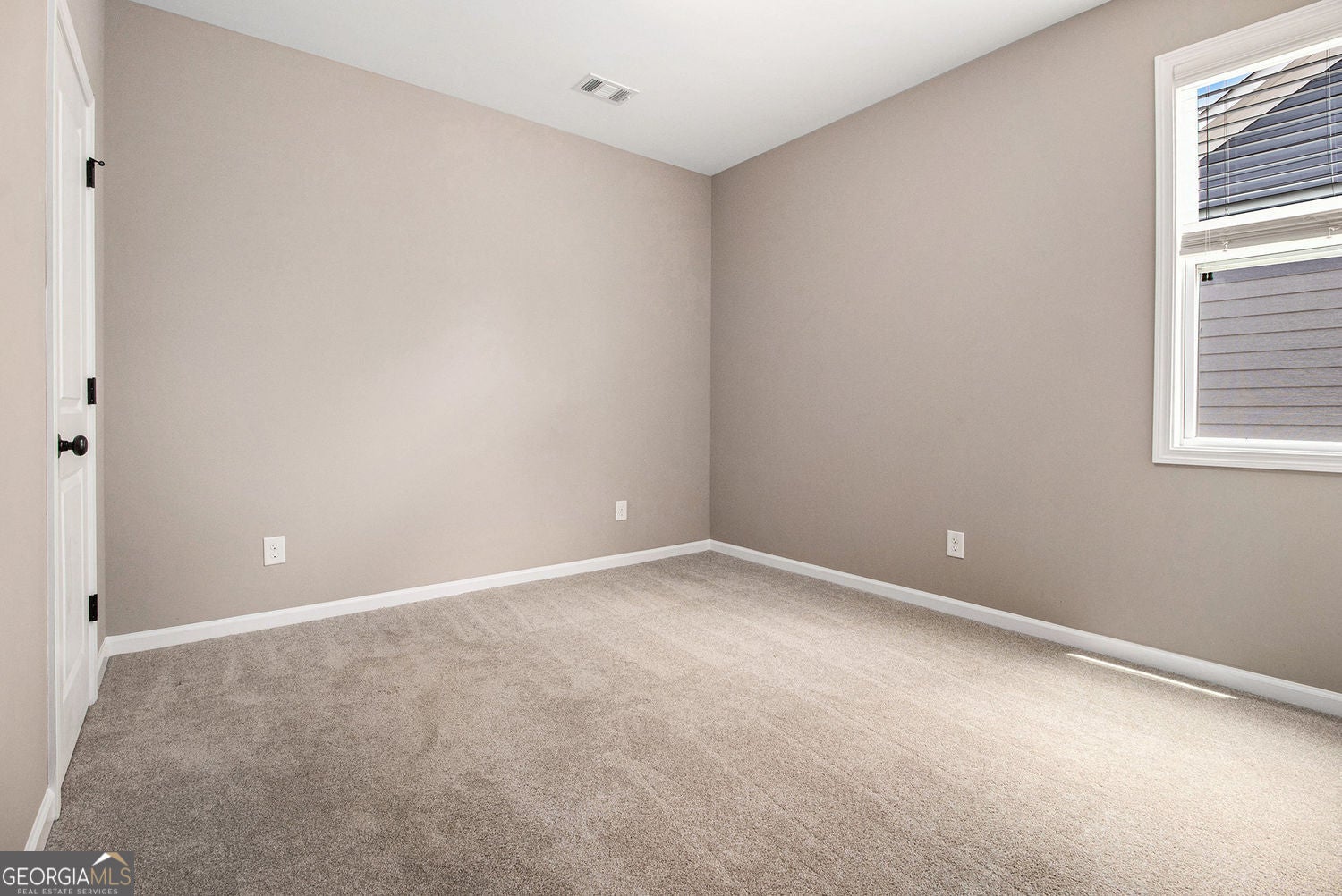 Atlanta, Georgia, 30318, United States, 3 Bedrooms Bedrooms, ,3 BathroomsBathrooms,Residential,For Sale,1909114