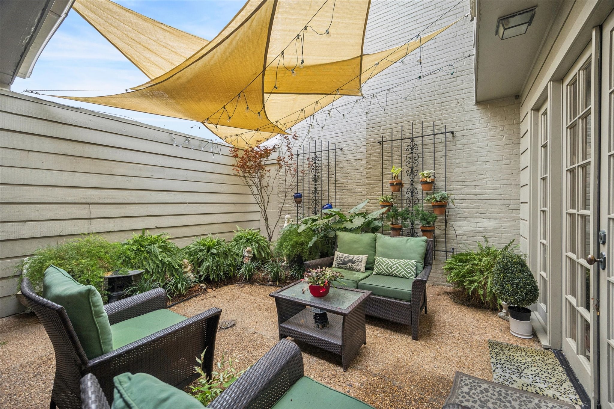  7525 Del Monte Drive - 物件實景