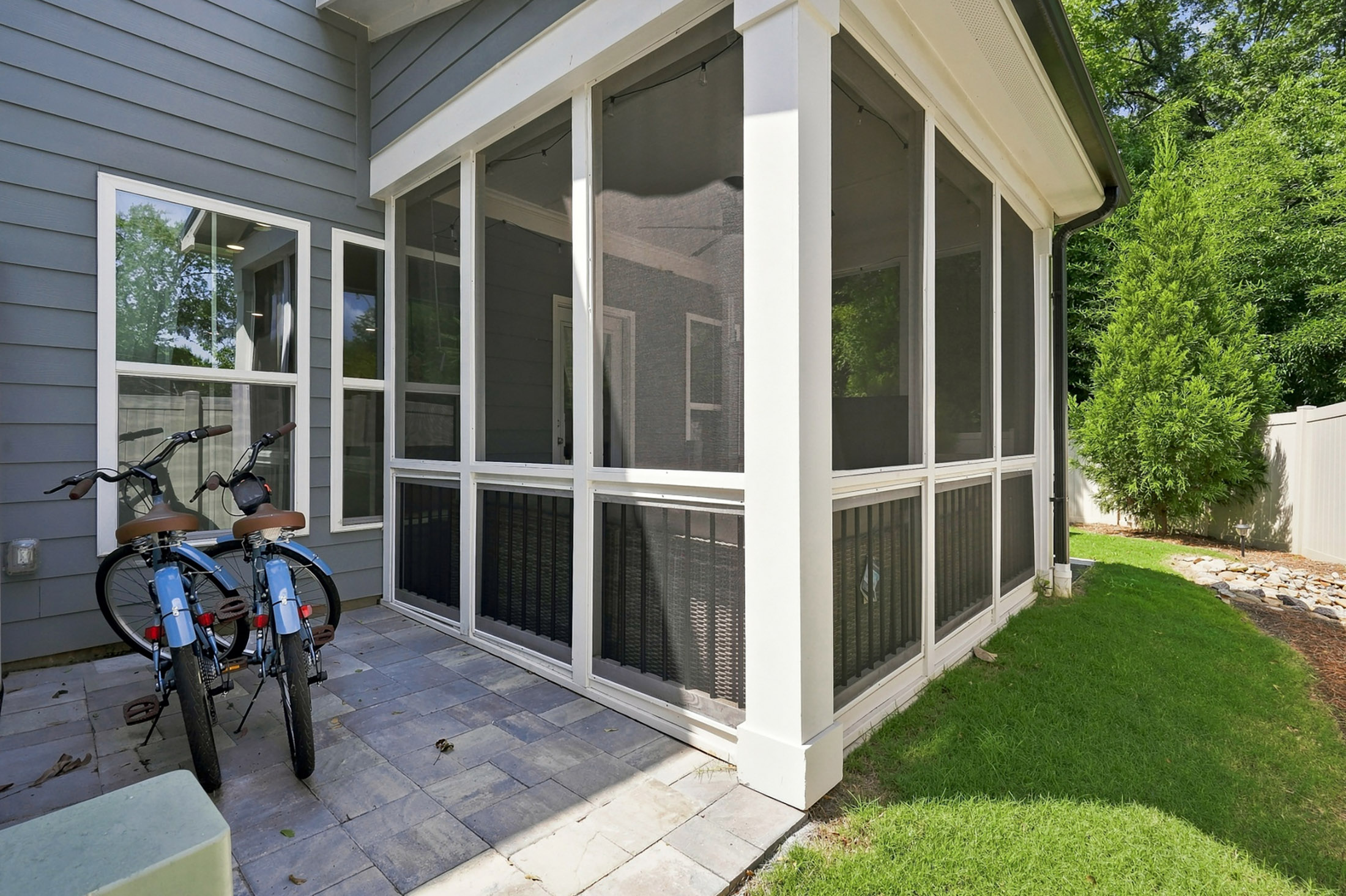  End-Unit Townhome Near Marietta Square - 物件實景