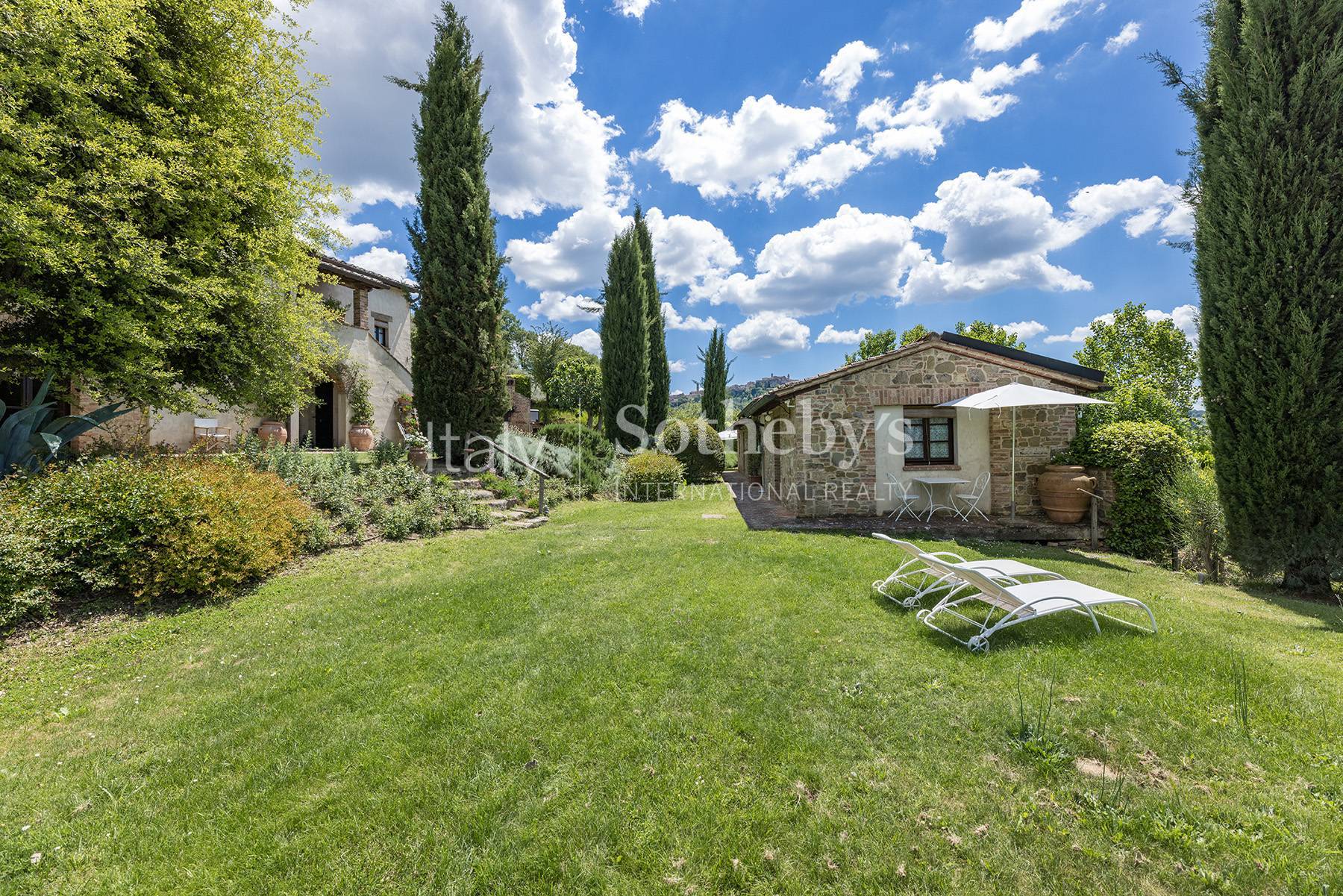  Stunning Panoramic Estate Just Outside Montepulciano
or - 物件實景