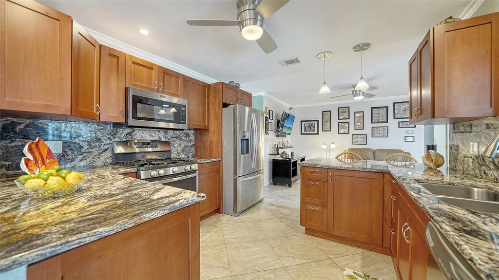 Sarasota, Florida, 34231, United States, 3 Bedrooms Bedrooms, ,2 BathroomsBathrooms,Residential,For Sale,1883466
