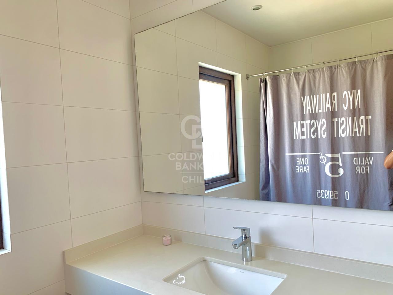 Lo Barnechea, Chile, 7 Bedrooms Bedrooms, ,5 BathroomsBathrooms,Residential,For Sale,1955589