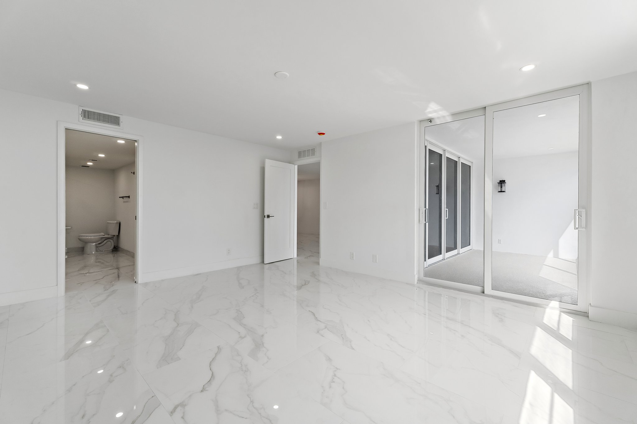  911 Ocean Drive, Juno Beach, FL, 33408 - 物件實景