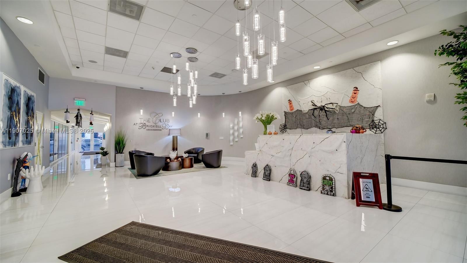 Miami, Florida, 33131, United States, 1 Bedroom Bedrooms, ,1 BathroomBathrooms,Residential,For Sale,1986520