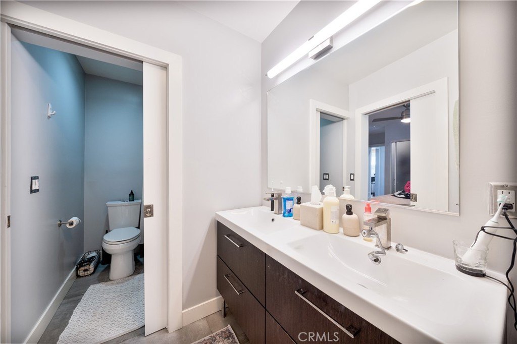 Venice, California, 90291, United States, 10 Bedrooms Bedrooms, ,8 BathroomsBathrooms,Residential,For Sale,1826994