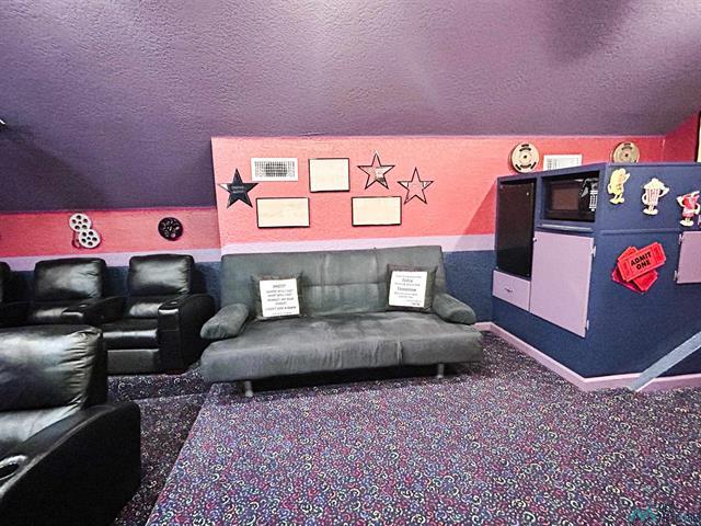 Artesia, New Mexico, 88210, United States, 4 Bedrooms Bedrooms, ,6 BathroomsBathrooms,Residential,For Sale,2015339