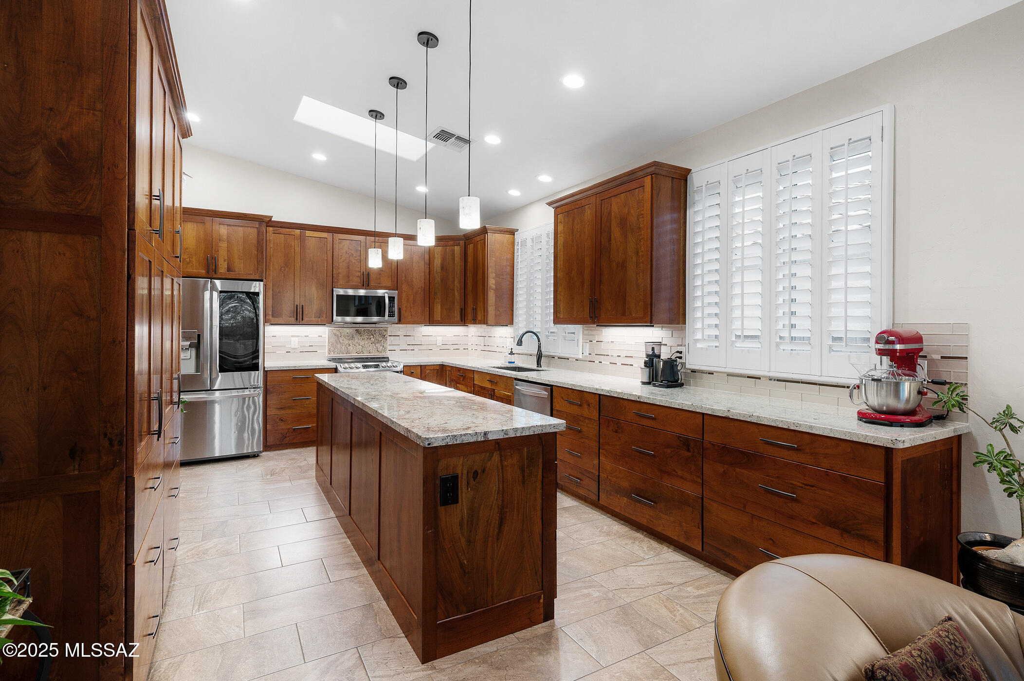 Tucson, Arizona, 85749, United States, 3 Bedrooms Bedrooms, ,3 BathroomsBathrooms,Residential,For Sale,1999814