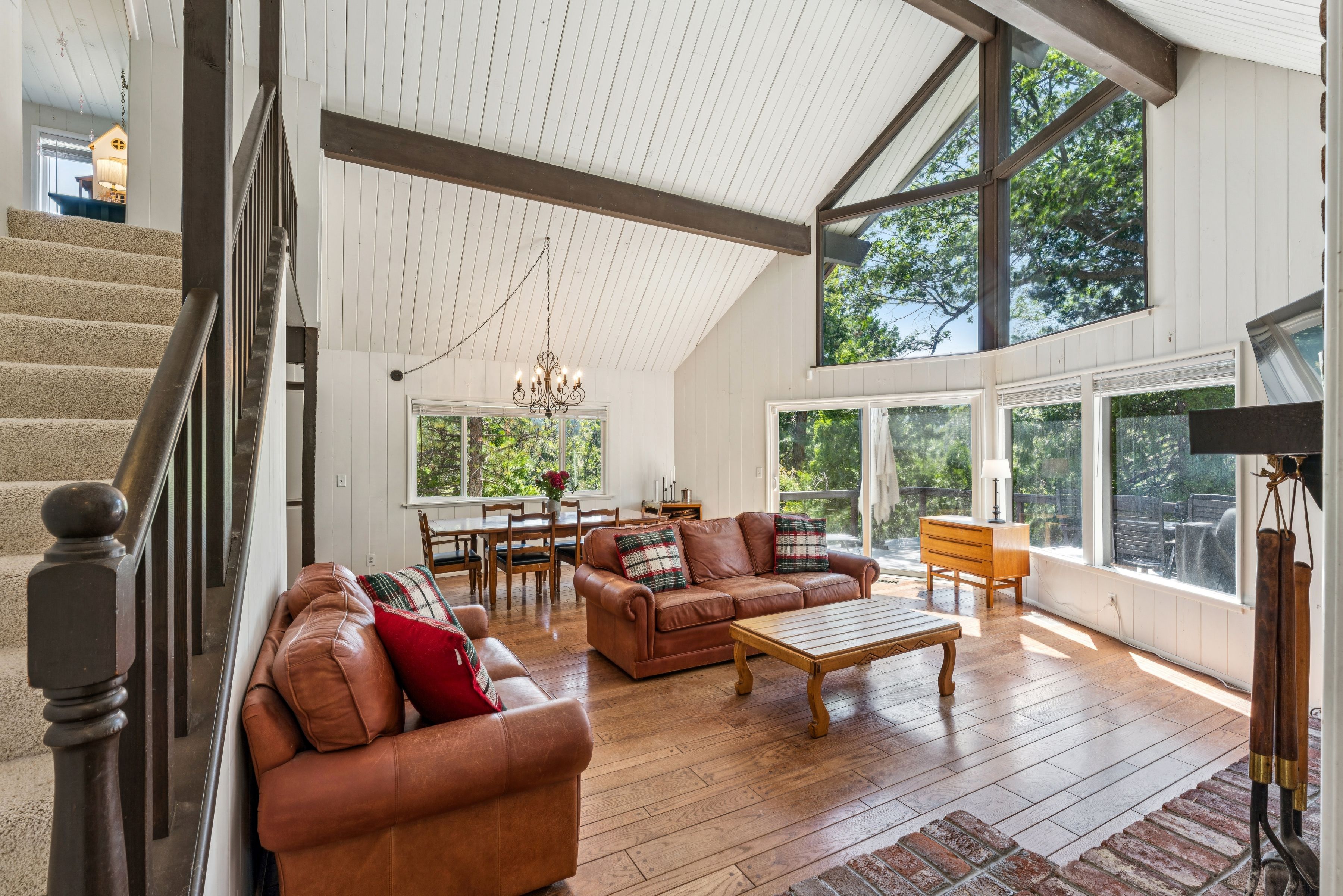  686 Grass Valley Road, Lake Arrowhead, CA 92352 - 物件實景