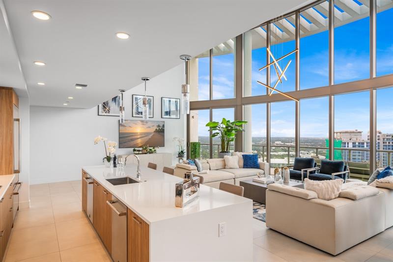 Fort Lauderdale, Florida, 33301, United States, 5 Bedrooms Bedrooms, ,7 BathroomsBathrooms,Residential,For Sale,1940975