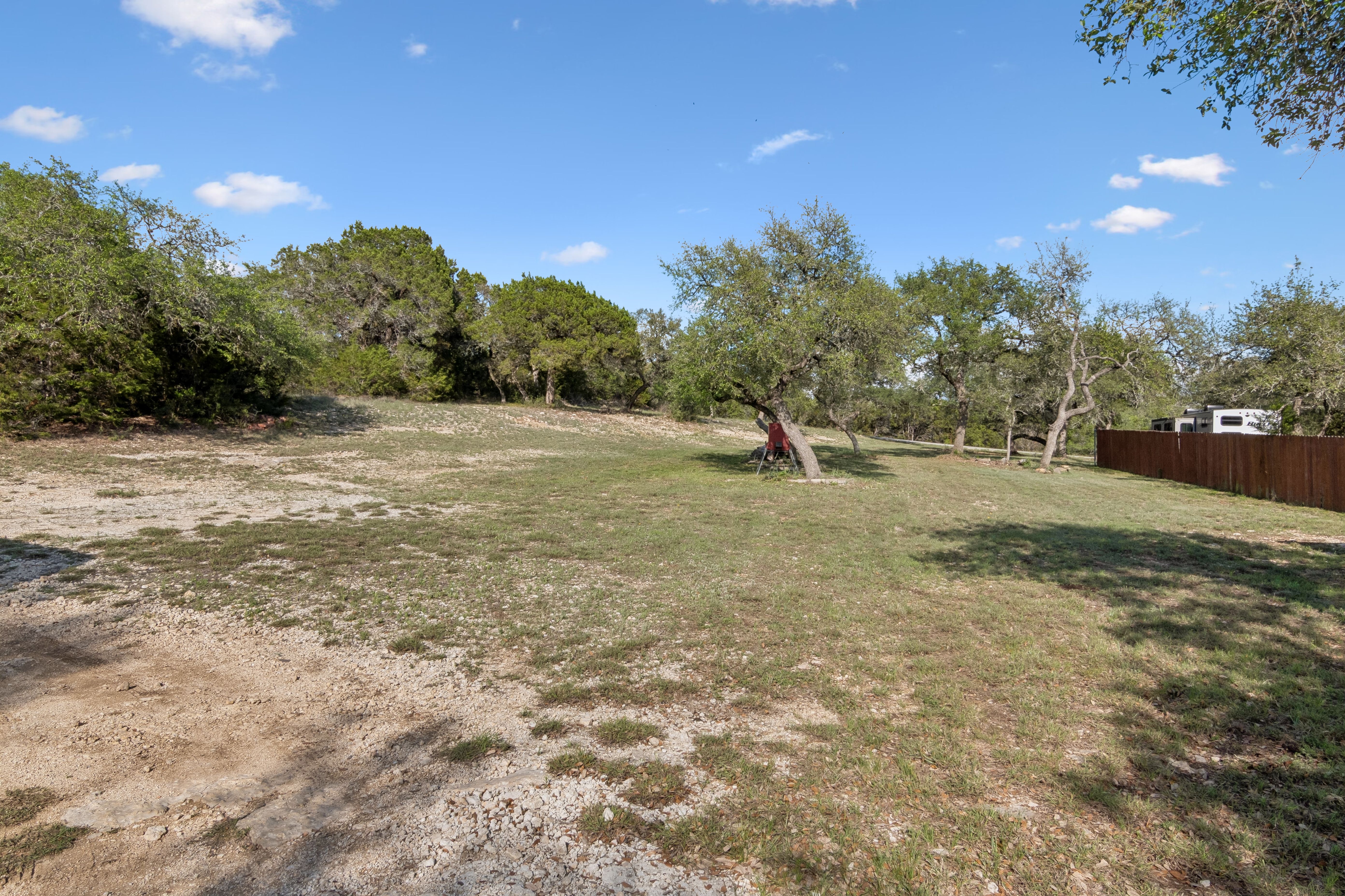  Privacy Meets Proximity - 物件實景