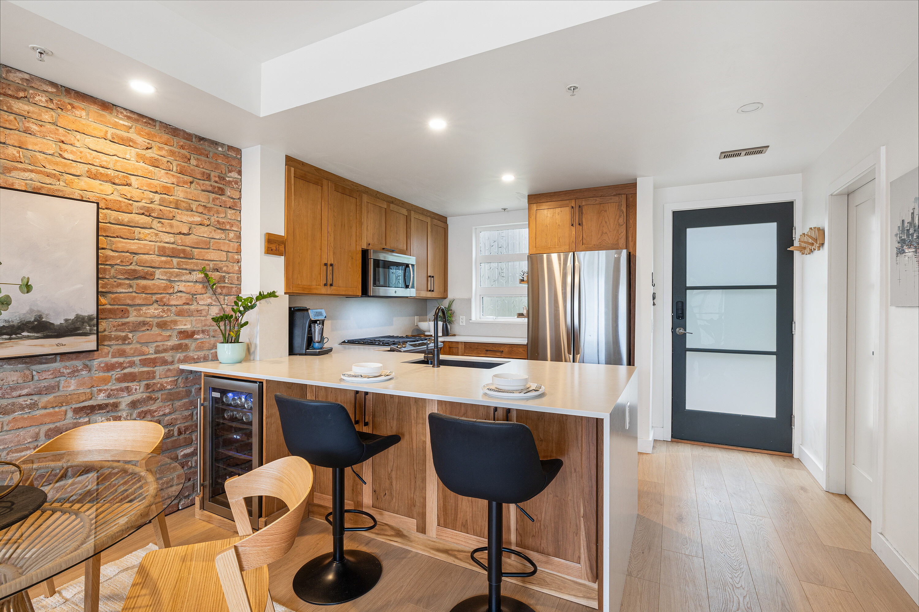  Renovated Porty Moody Townhome - 物件實景