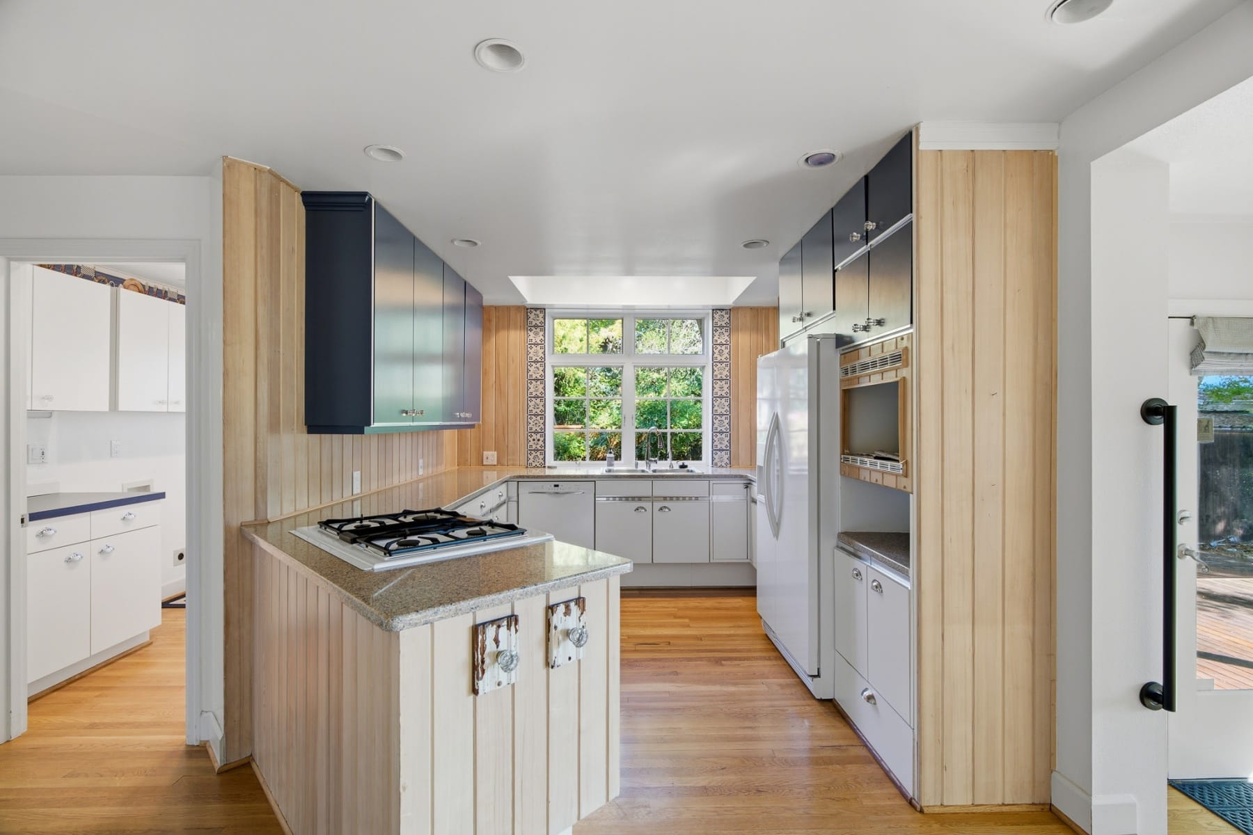  3750 UPPER DR Lake Oswego, OR 97035 - 物件實景