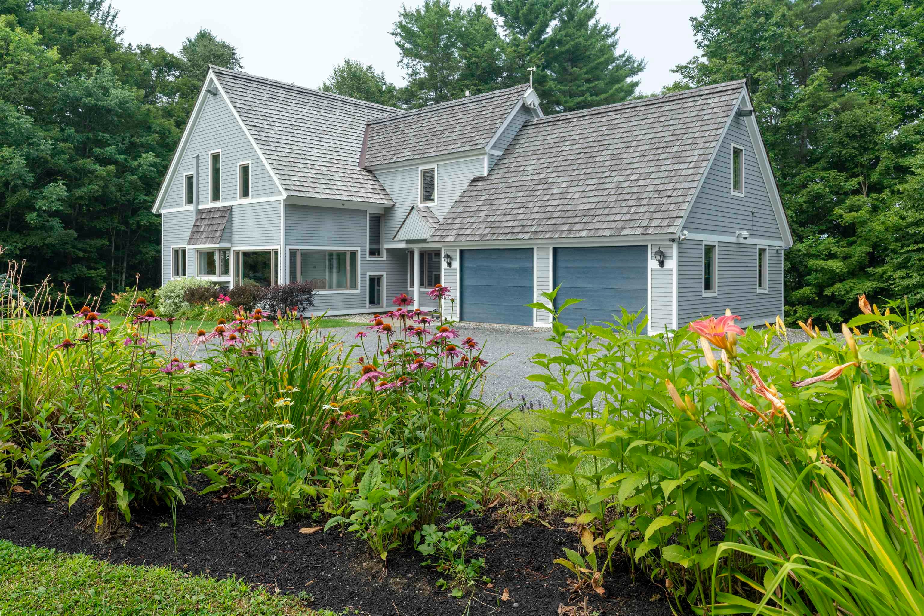 Stowe, Vermont, 05672, United States, 4 Bedrooms Bedrooms, ,2 BathroomsBathrooms,Residential,For Sale,1846681