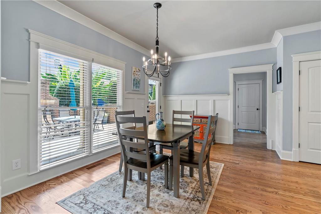 Marietta, Georgia, 30060, United States, 5 Bedrooms Bedrooms, ,4 BathroomsBathrooms,Residential,For Sale,1973923