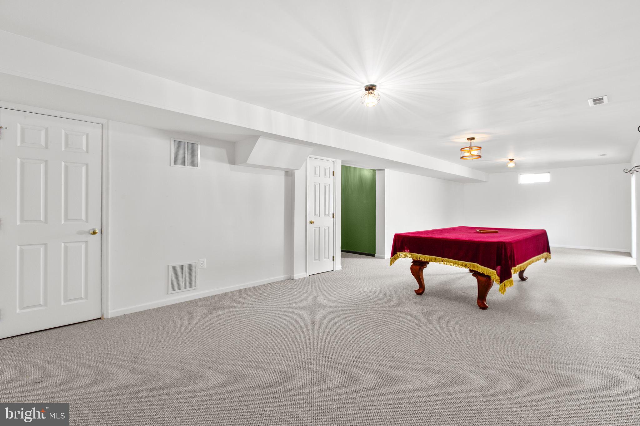 Fredericksburg, Virginia, 22406, United States, 4 Bedrooms Bedrooms, ,4 BathroomsBathrooms,Residential,For Sale,1976567