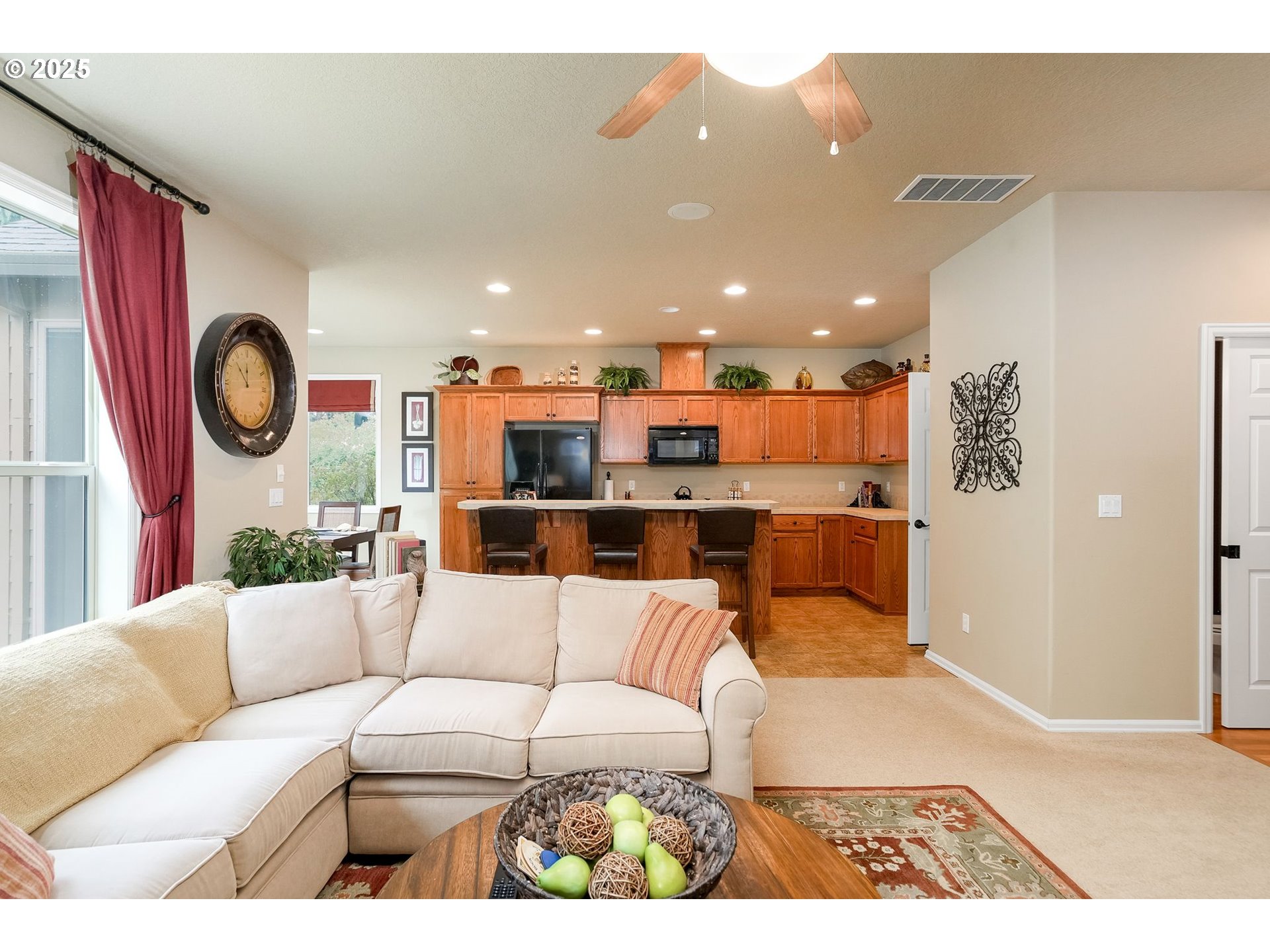 Albany, Oregon, 97321, United States, 3 Bedrooms Bedrooms, ,2 BathroomsBathrooms,Residential,For Sale,1925362