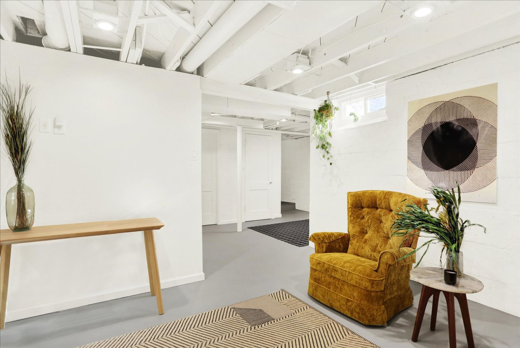  Athmar Park Gem: Newly Remodeled 3-Bed with Basement, Yard & Oversized Garage - 物件實景