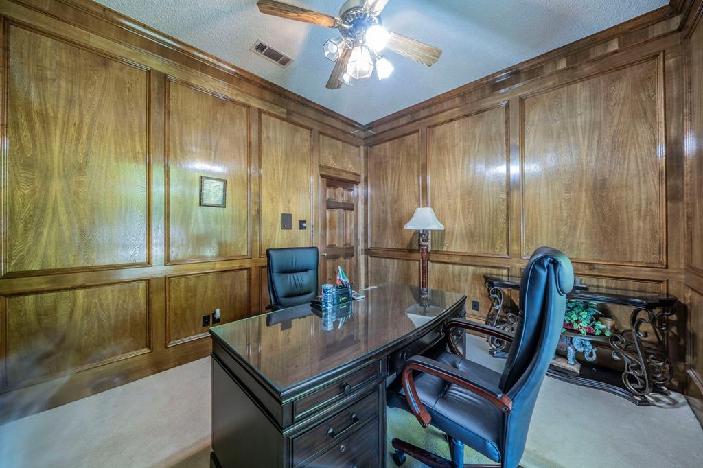 Arlington, Texas, 76013, United States, 4 Bedrooms Bedrooms, ,4 BathroomsBathrooms,Residential,For Sale,1978086