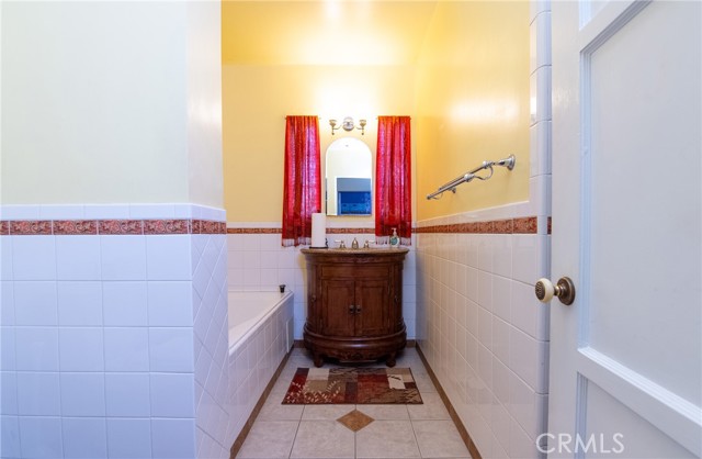 Whittier, California, 90606, United States, 3 Bedrooms Bedrooms, ,2 BathroomsBathrooms,Residential,For Sale,1990390