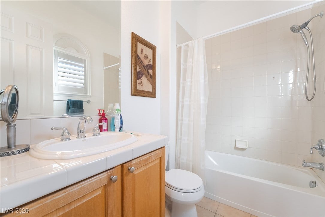 Henderson, Nevada, 89044, United States, 4 Bedrooms Bedrooms, ,4 BathroomsBathrooms,Residential,For Sale,2009744