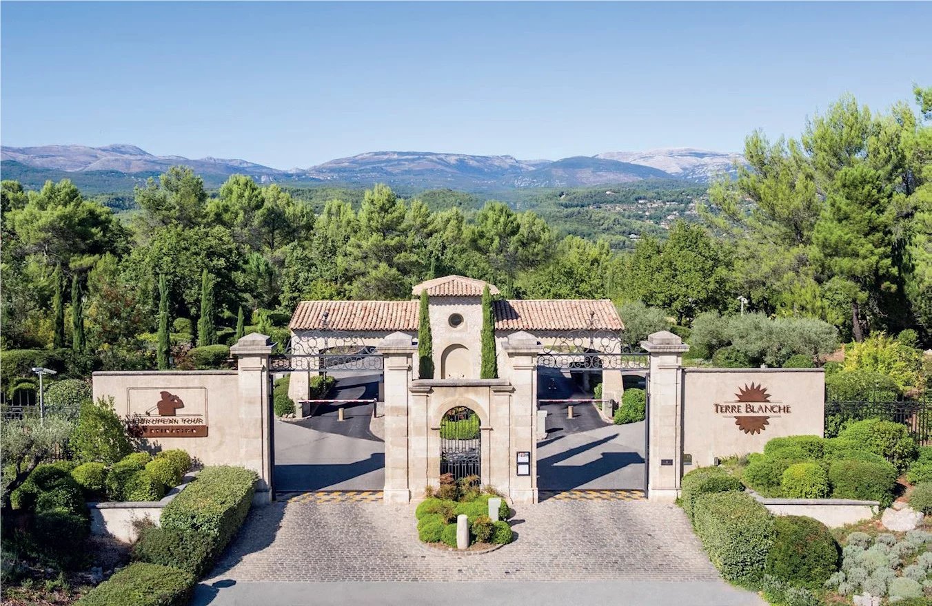 Tourrettes, Provence-Alpes-Côte d’Azur, 83440, FR, 4 Bedrooms Bedrooms, ,2 BathroomsBathrooms,Residential,For Sale,1994764