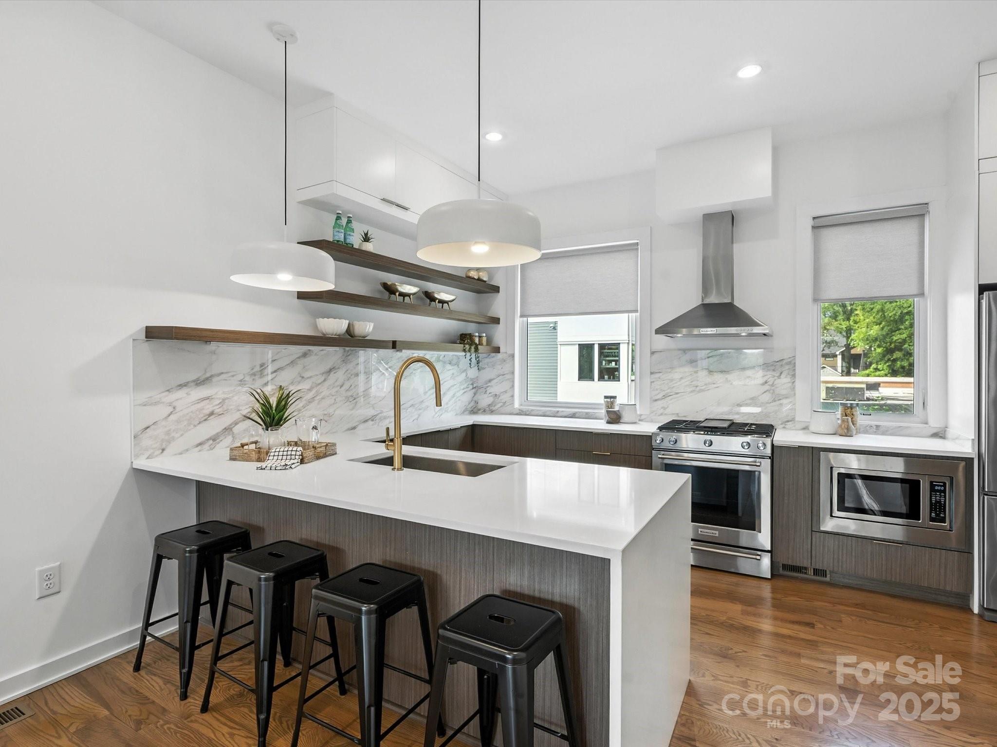 Charlotte, North Carolina, 28205, United States, 3 Bedrooms Bedrooms, ,3 BathroomsBathrooms,Residential,For Sale,1837660