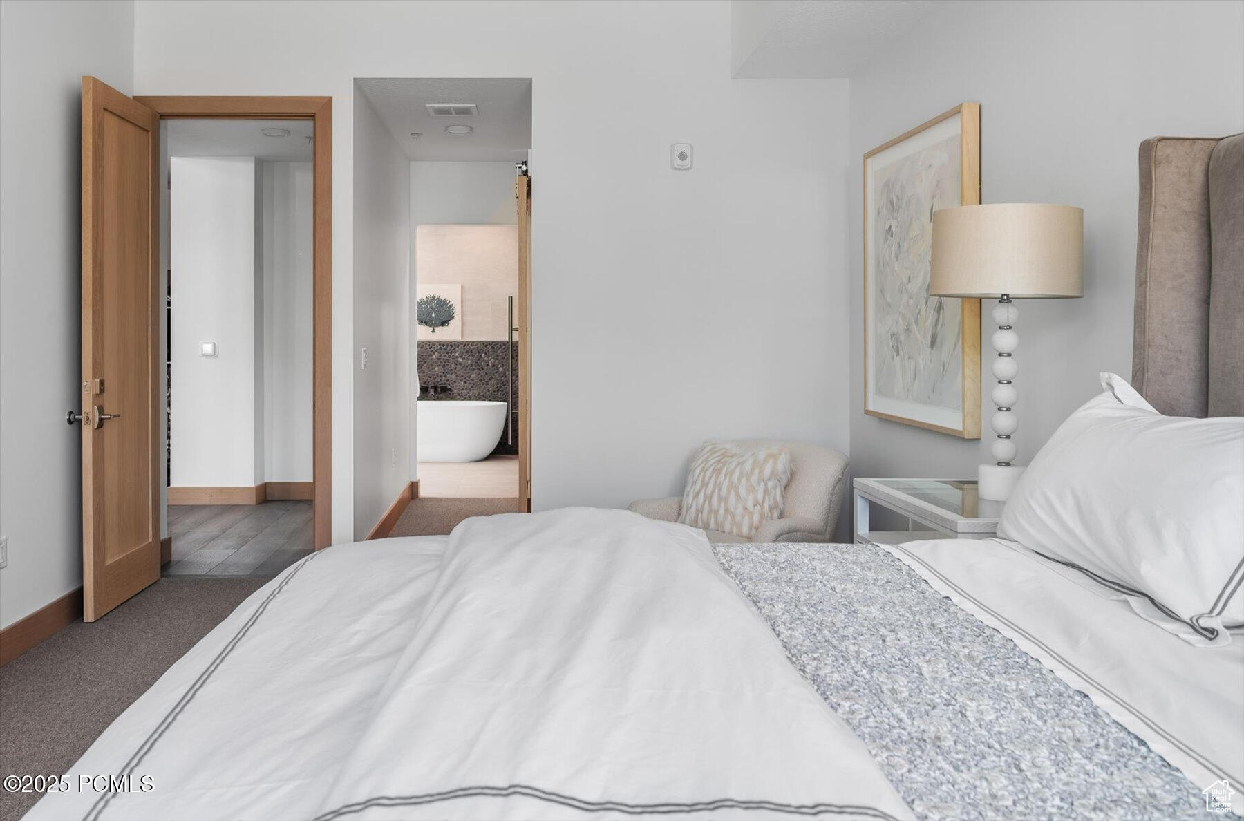 Park City, Utah, 84060, United States, 2 Bedrooms Bedrooms, ,2 BathroomsBathrooms,Residential,For Sale,1989622