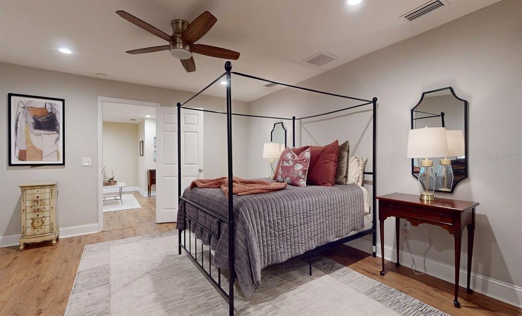 St Petersburg, Florida, 33713, United States, 3 Bedrooms Bedrooms, ,2 BathroomsBathrooms,Residential,For Sale,1985545