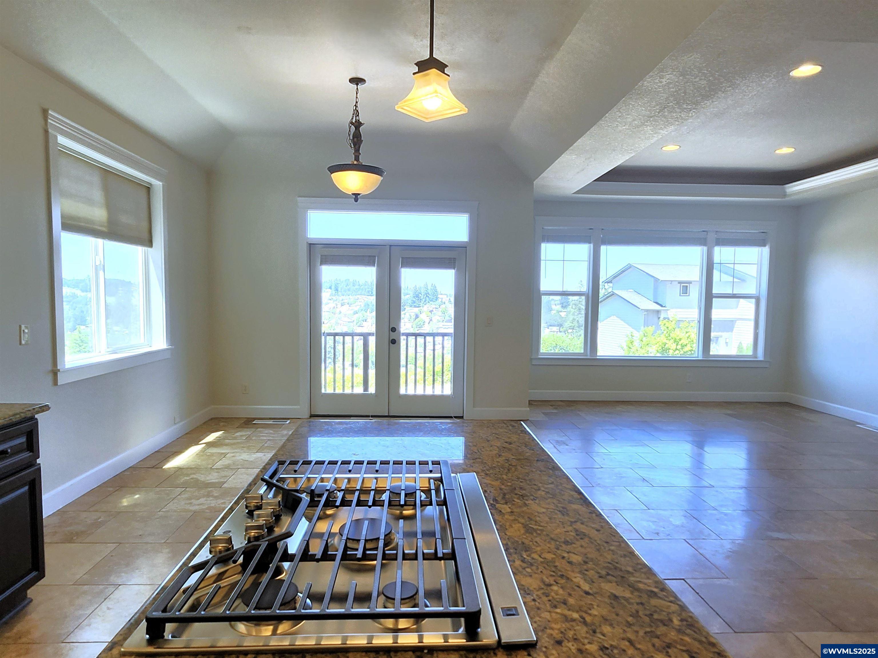 Salem, Oregon, 97304, United States, 4 Bedrooms Bedrooms, ,3 BathroomsBathrooms,Residential,For Sale,1840463