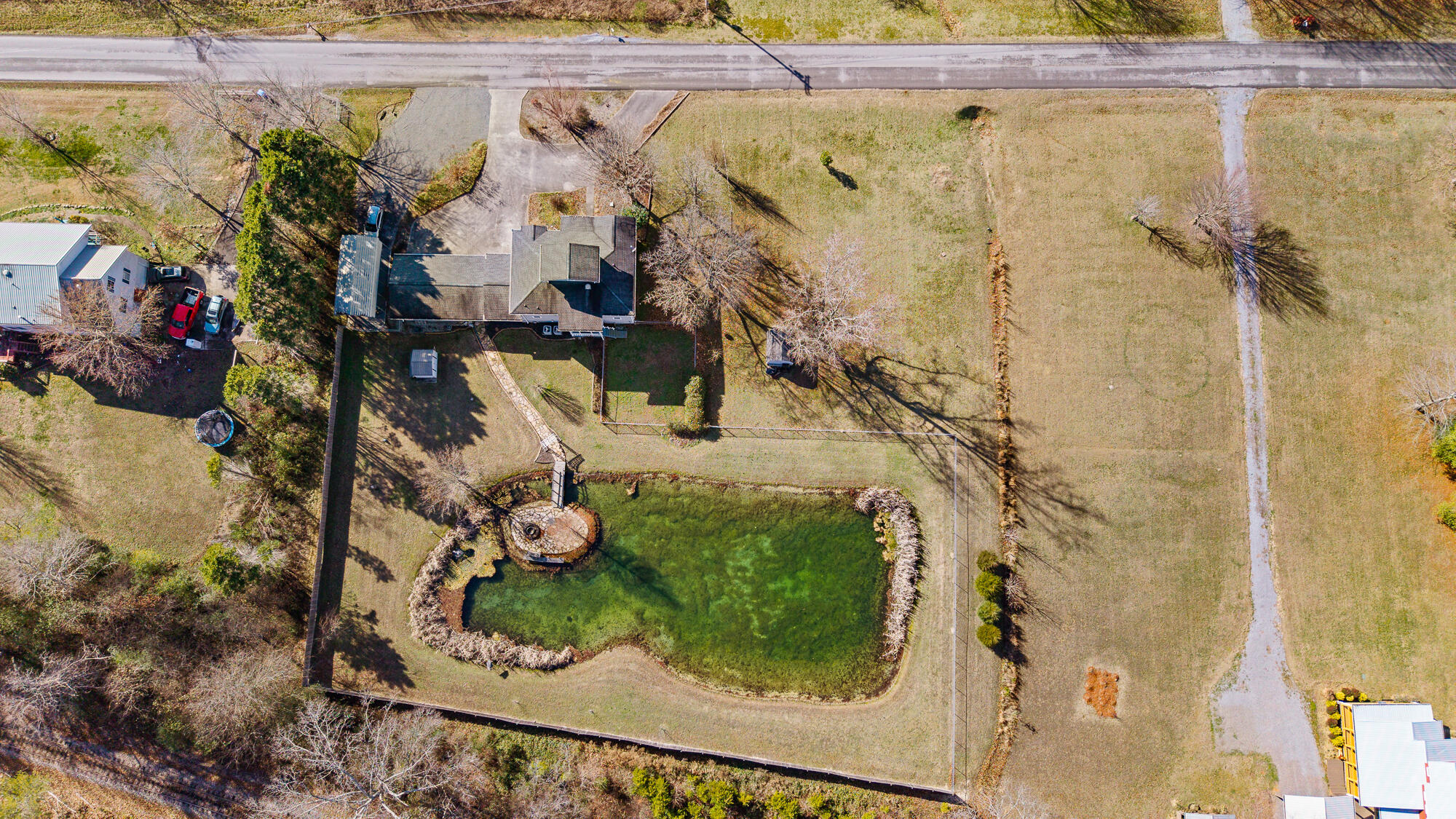 Delano, Tennessee, 37325, United States, 4 Bedrooms Bedrooms, ,4 BathroomsBathrooms,Residential,For Sale,2005353