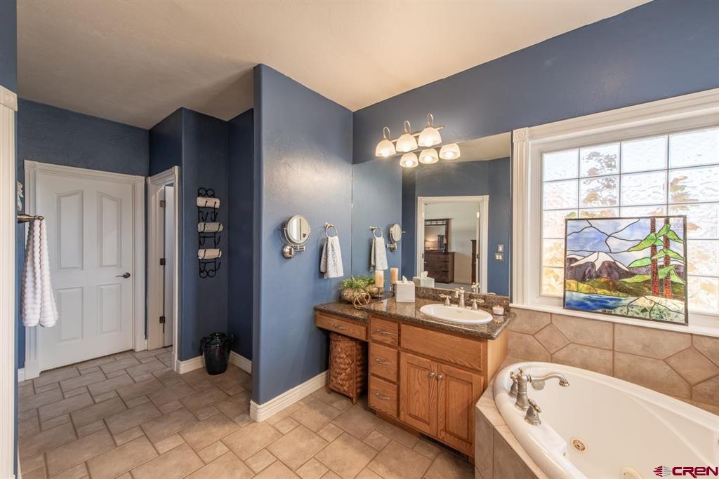 Montrose, Colorado, 81403, United States, 4 Bedrooms Bedrooms, ,4 BathroomsBathrooms,Residential,For Sale,1994276