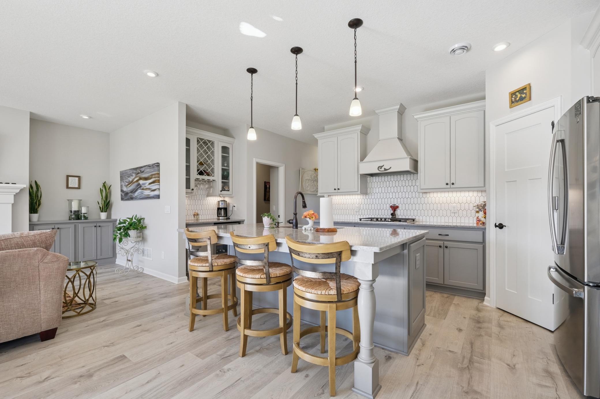 Excelsior, Minnesota, 55331, United States, 2 Bedrooms Bedrooms, ,1 BathroomBathrooms,Residential,For Sale,1988281