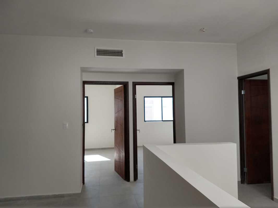 Cerrada Alamos, Torreón, Coahuila de Zaragoza, 27023, Mexico, 3 Bedrooms Bedrooms, ,2 BathroomsBathrooms,Residential,For Sale,Cerrada Alamos,1233042