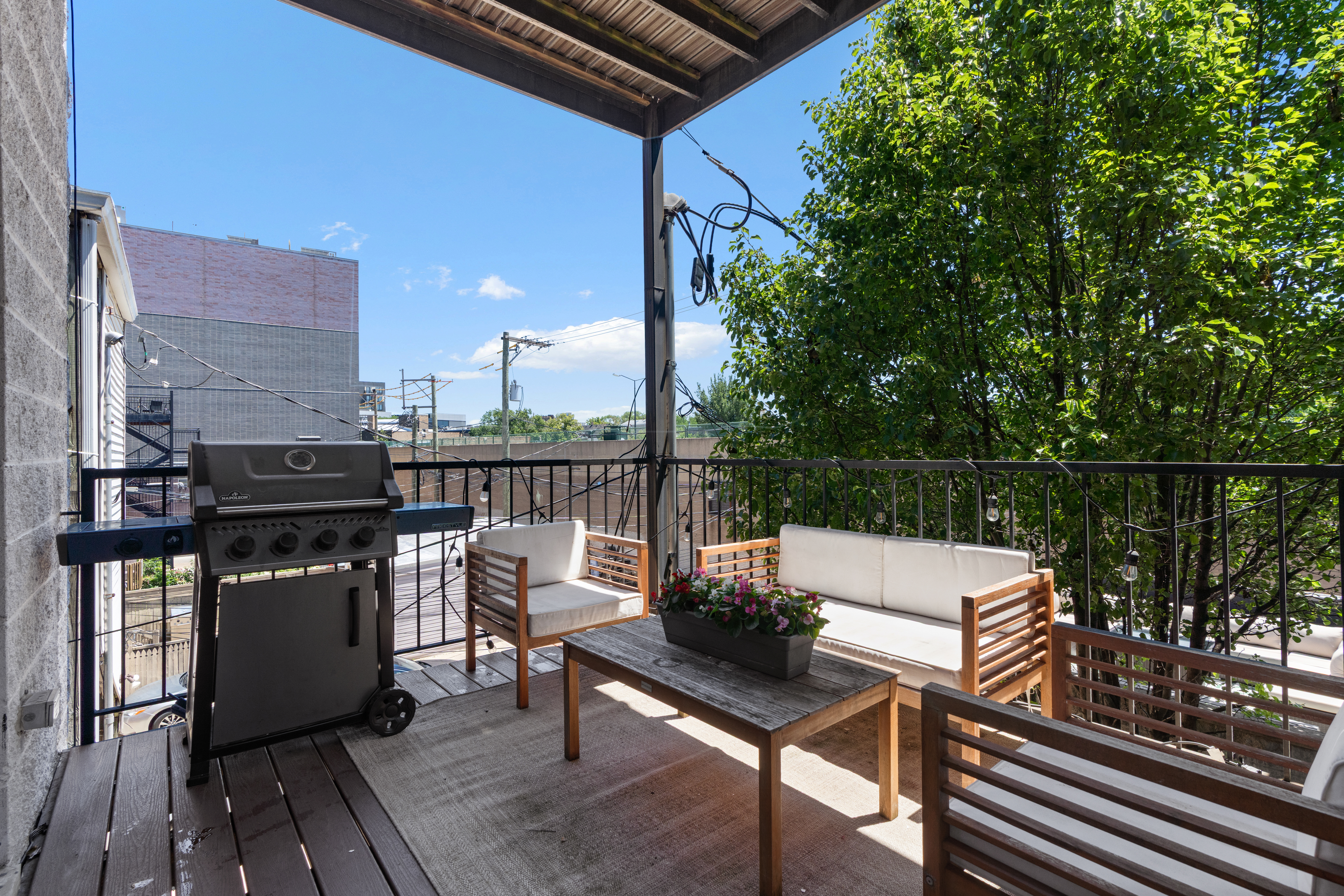  1131 W Addison Street, Chicago, IL, 60613 - 物件實景