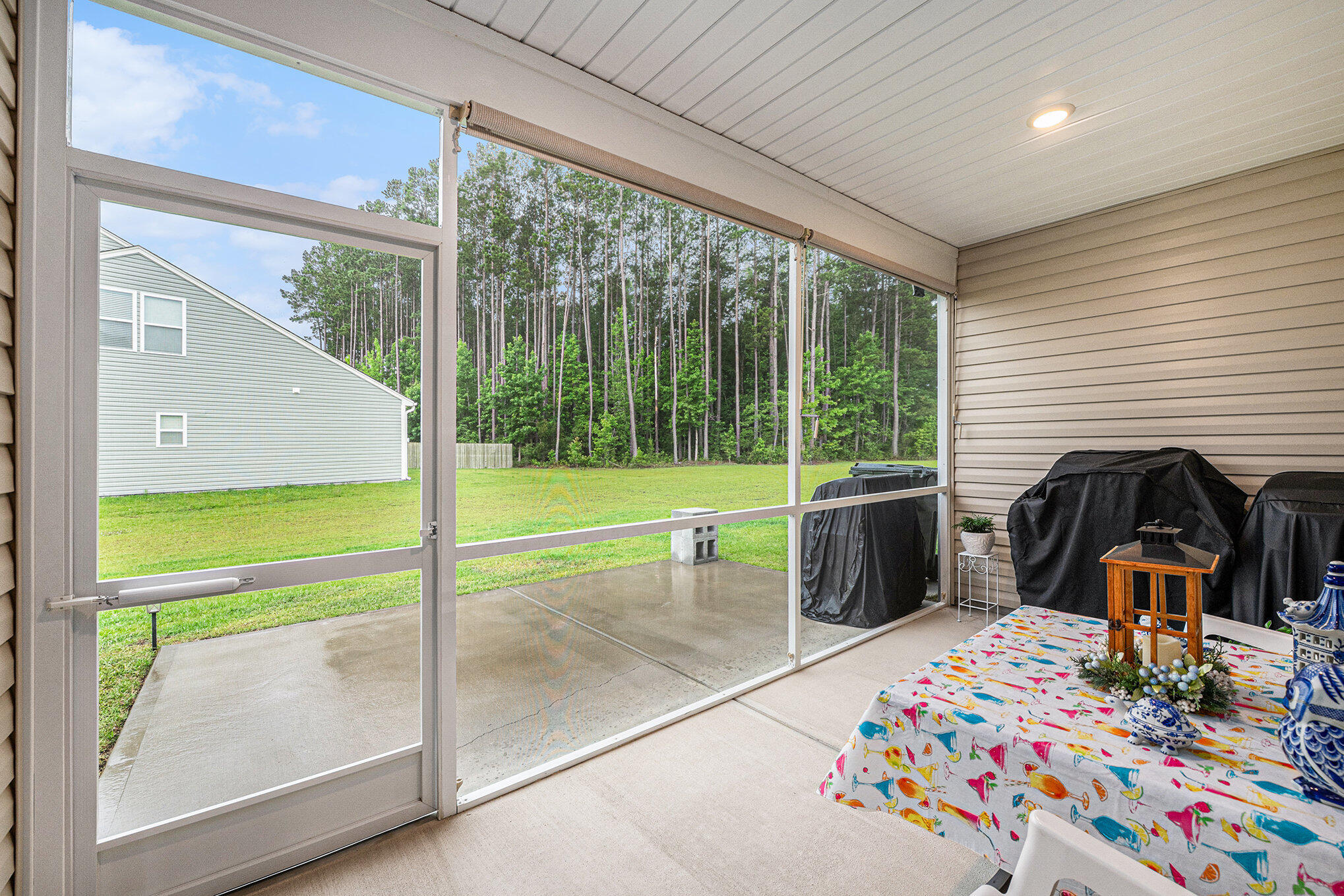 Summerville, South Carolina, 29486, United States, 4 Bedrooms Bedrooms, ,3 BathroomsBathrooms,Residential,For Sale,1882681