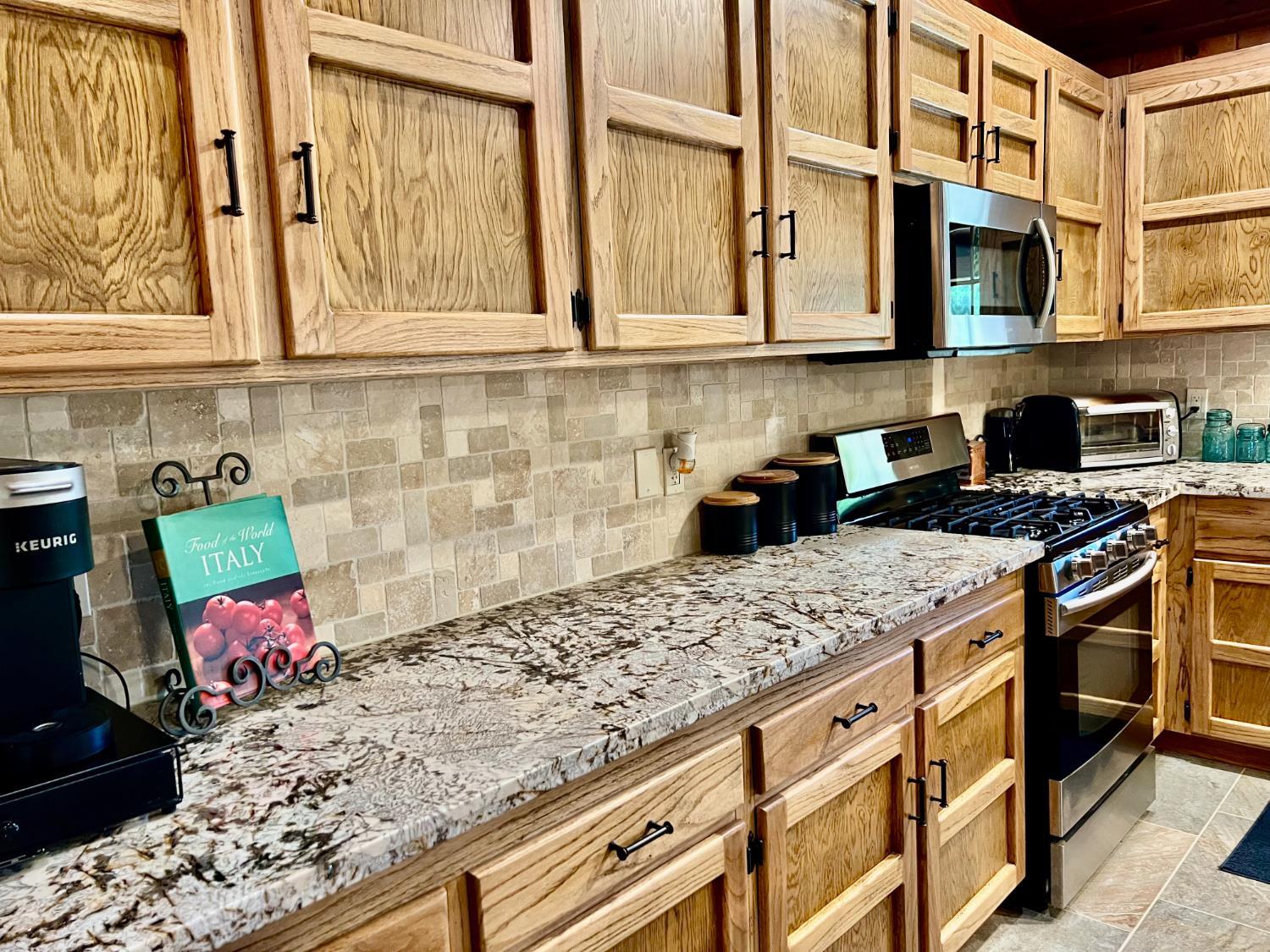 North Fork, California, 93643, United States, 3 Bedrooms Bedrooms, ,2 BathroomsBathrooms,Residential,For Sale,1977049