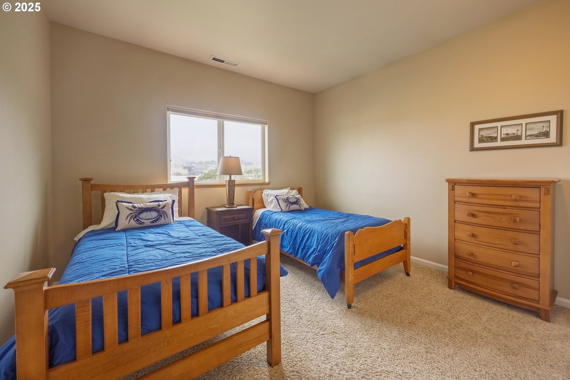 Lincoln City, Oregon, 97367, United States, 4 Bedrooms Bedrooms, ,3 BathroomsBathrooms,Residential,For Sale,1793948