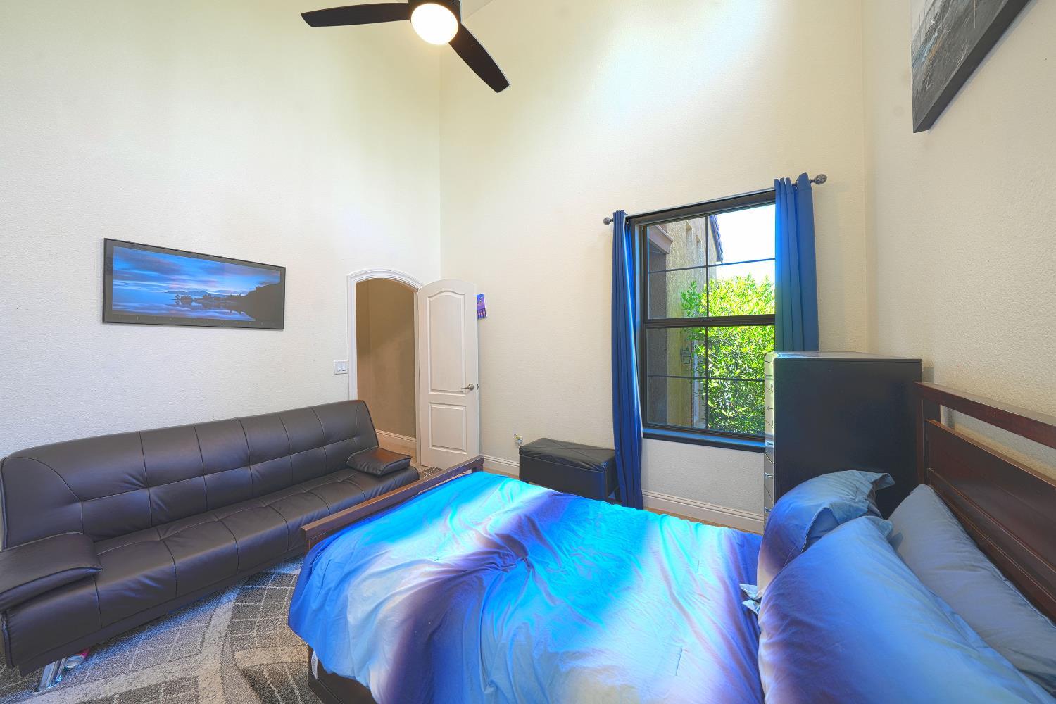 Lincoln, California, 95648, United States, 7 Bedrooms Bedrooms, ,5 BathroomsBathrooms,Residential,For Sale,1984434