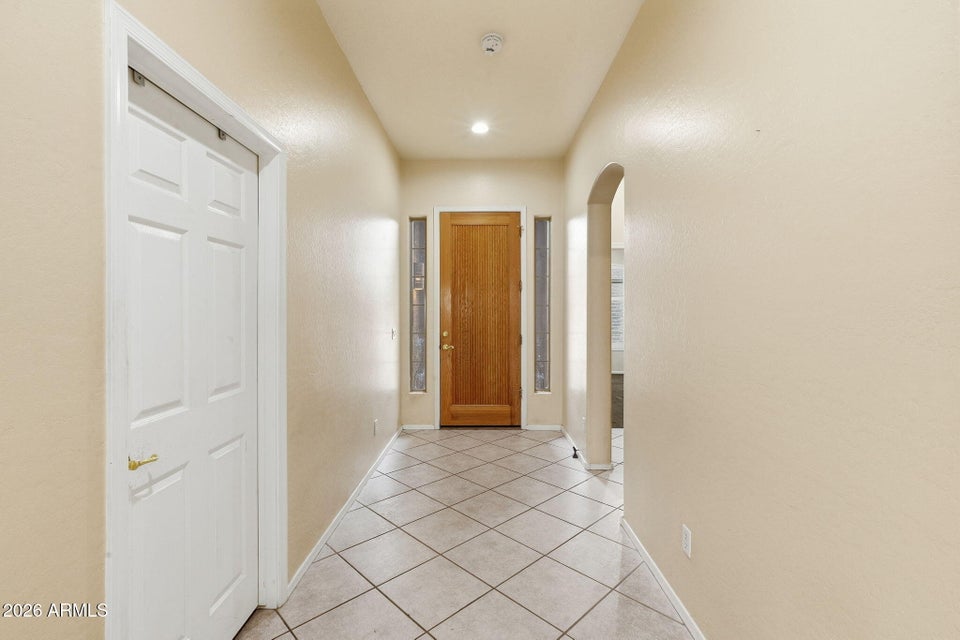 Chandler, Arizona, 85249, United States, 3 Bedrooms Bedrooms, ,2 BathroomsBathrooms,Residential,For Sale,2014017