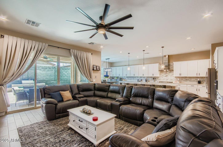 Surprise, Arizona, 85388, United States, 4 Bedrooms Bedrooms, ,3 BathroomsBathrooms,Residential,For Sale,1978693