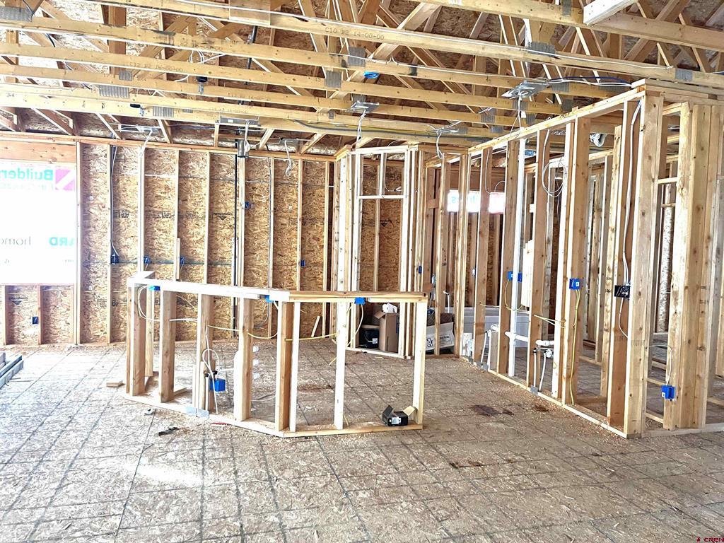 Montrose, Colorado, 81401, United States, 3 Bedrooms Bedrooms, ,2 BathroomsBathrooms,Residential,For Sale,1983770