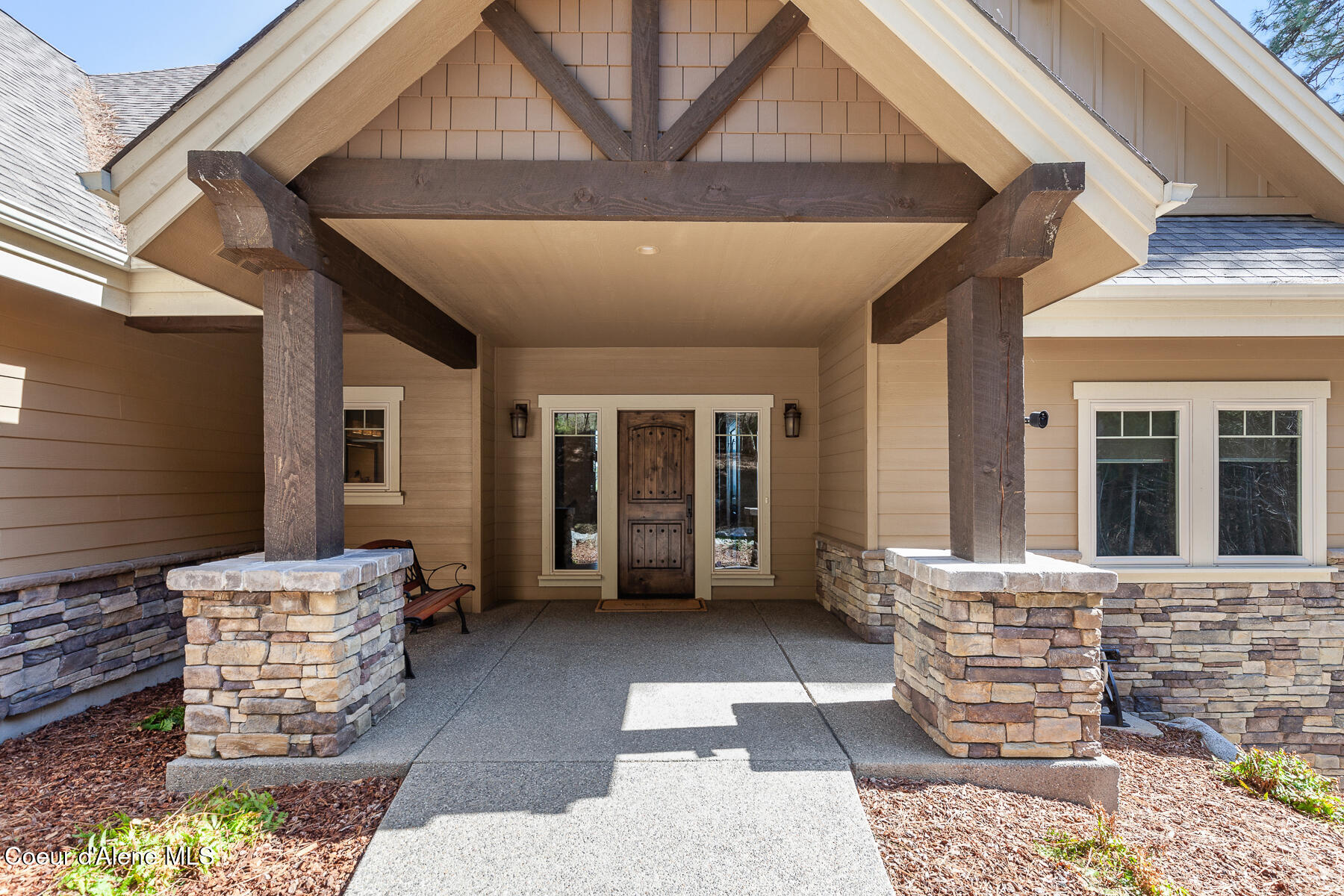 Coeur d'Alene, Idaho, 83814, United States, 5 Bedrooms Bedrooms, ,5 BathroomsBathrooms,Residential,For Sale,1763512