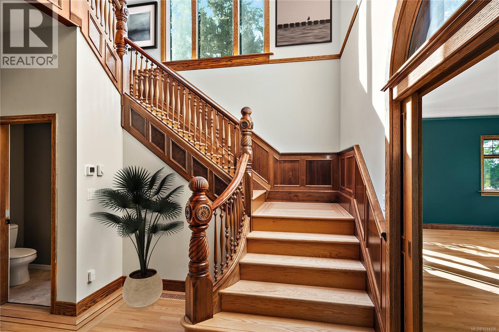 NORTH SAANICH, British Columbia, V8L 5P8, CA, 7 Bedrooms Bedrooms, ,10 BathroomsBathrooms,Residential,For Sale,1950627