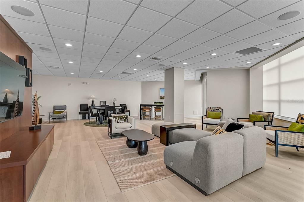 Sarasota, Florida, 34236, United States, 2 Bedrooms Bedrooms, ,2 BathroomsBathrooms,Residential,For Sale,1987982