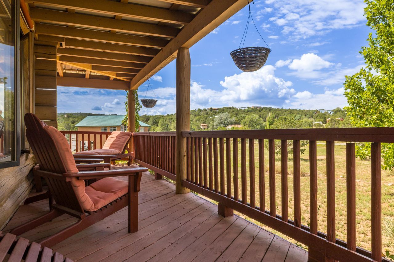 Tijeras, New Mexico, 87059, United States, 3 Bedrooms Bedrooms, ,2 BathroomsBathrooms,Residential,For Sale,1942288