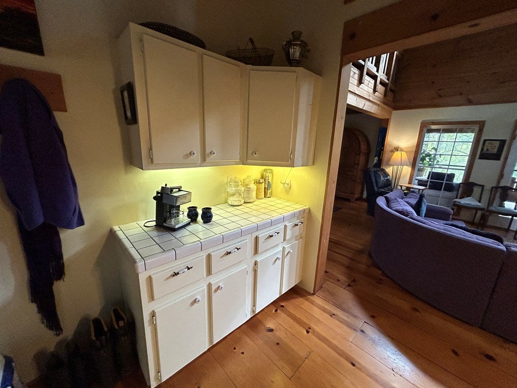 Blue Ridge, Georgia, 30513, United States, 3 Bedrooms Bedrooms, ,3 BathroomsBathrooms,Residential,For Sale,1954403