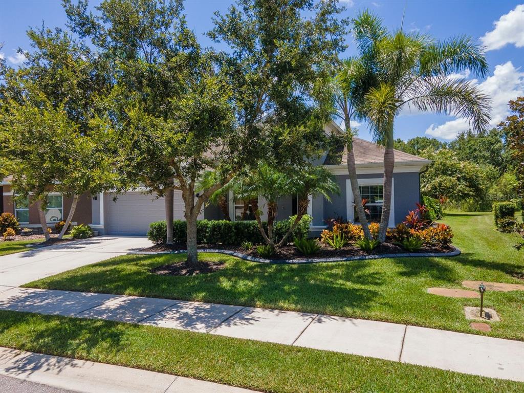 Bradenton, Florida, 34212, United States, 4 Bedrooms Bedrooms, ,4 BathroomsBathrooms,Residential,For Sale,1908693