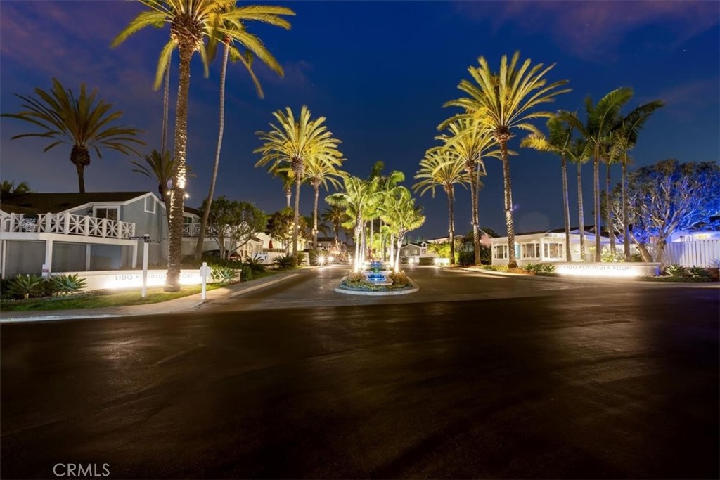 Newport Beach, California, 92663, United States, 2 Bedrooms Bedrooms, ,2 BathroomsBathrooms,Residential,For Sale,1877263