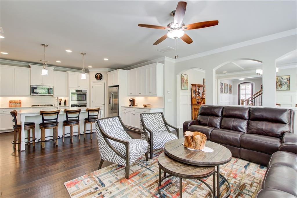 Alpharetta, Georgia, 30004, United States, 3 Bedrooms Bedrooms, ,3 BathroomsBathrooms,Residential,For Sale,1900894